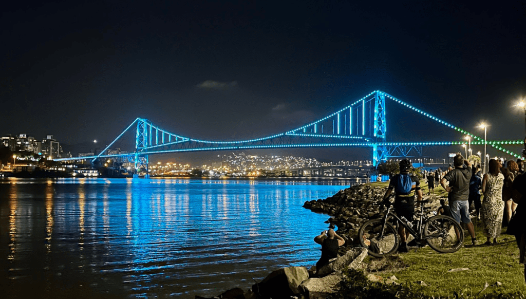 iluminação cênica ponte hercílio luz