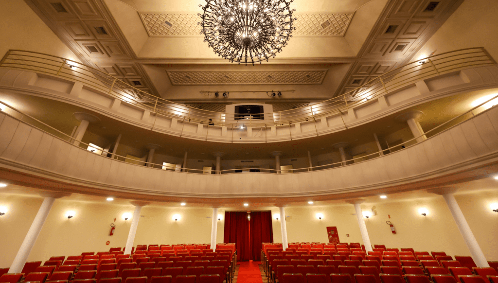 teatro alvaro de carvalho